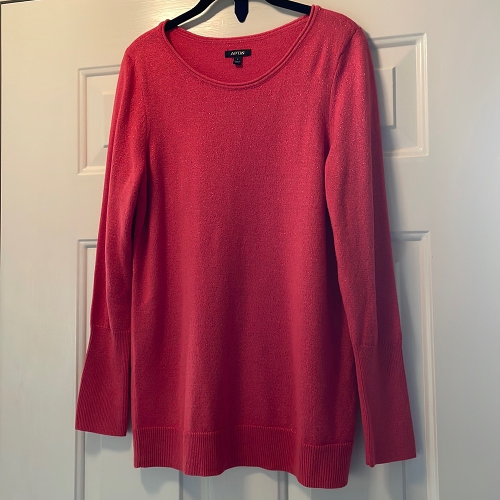 Apt 9 coral sweater with a gold shimmer. Long sleeve Size Large